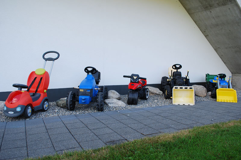Pedal tractors & toys
